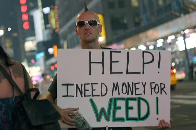One of the many Weed Men of Times Square, but apparently not the one in this incident